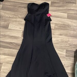 Elegant navy blue Strapless Evening Gown